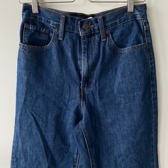 Levi's Medium Wash Hight Rise Wide Straight Leg Denim - Picture 4 of 6